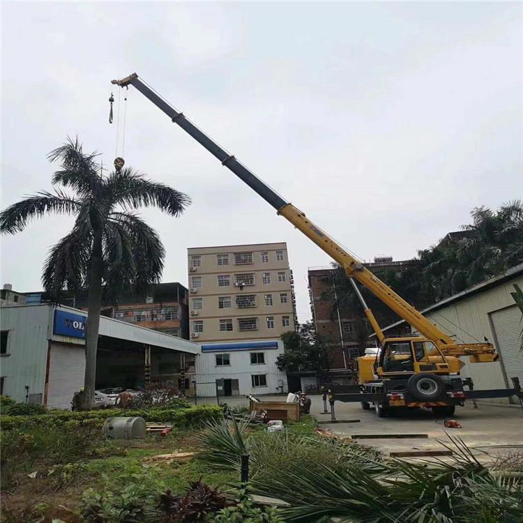 万泉镇12吨吊车出租一天的收费标准是什么